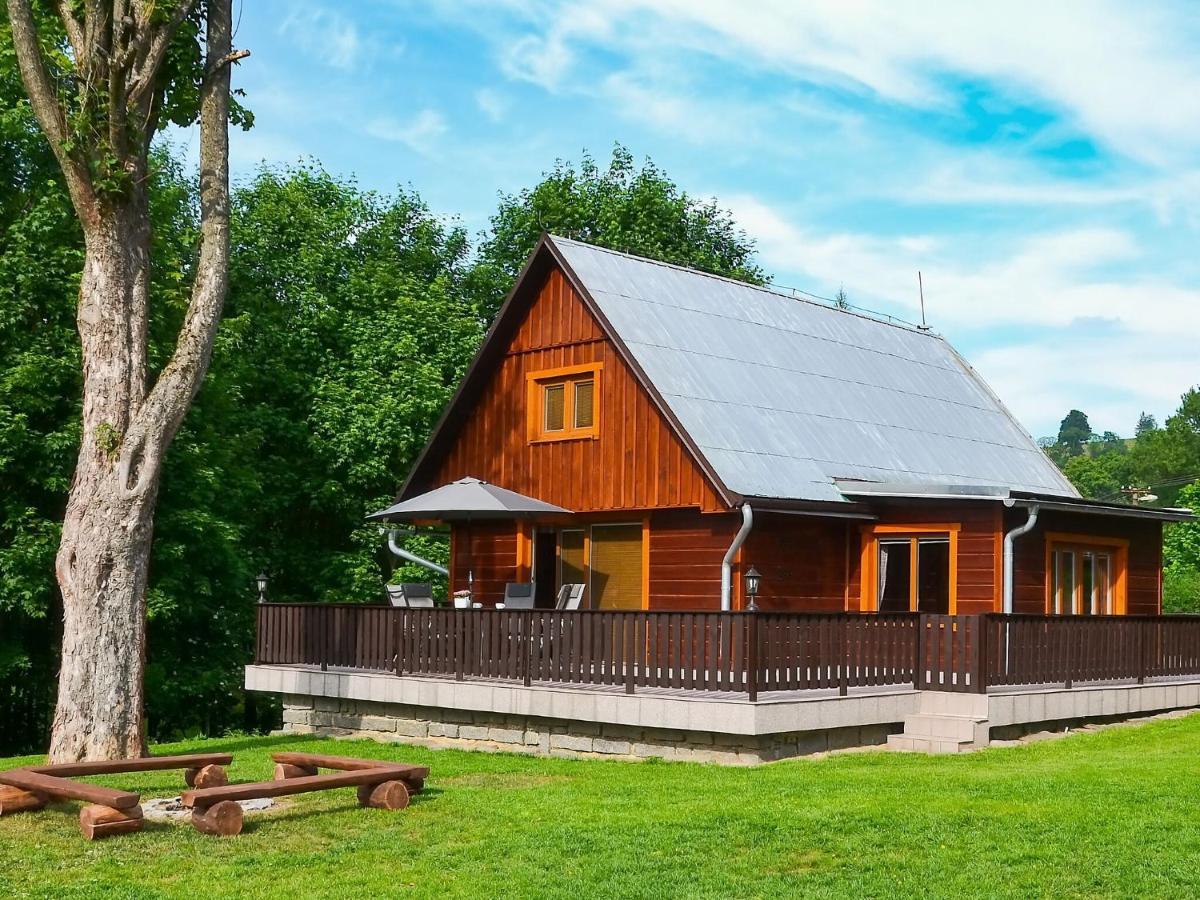 Home With Well Kept Fenced In Rice On The Shore Kyjov  Exterior photo